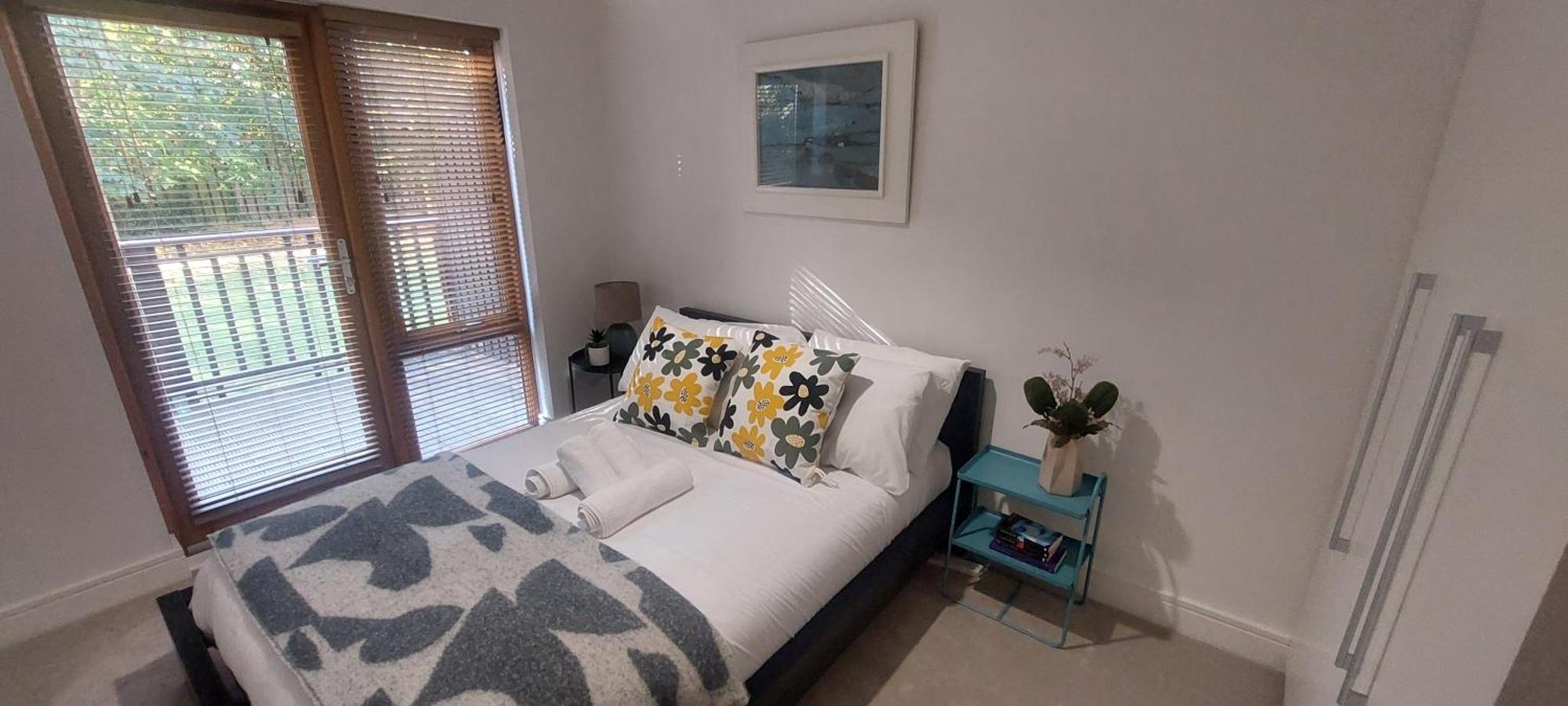 Elegantly Refurbed 2Bd In Shankill - 3Km From Bray Дъблин Екстериор снимка